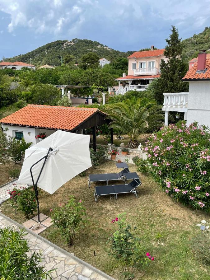 Apartments Rafaela Barbat na Rabu Екстериор снимка