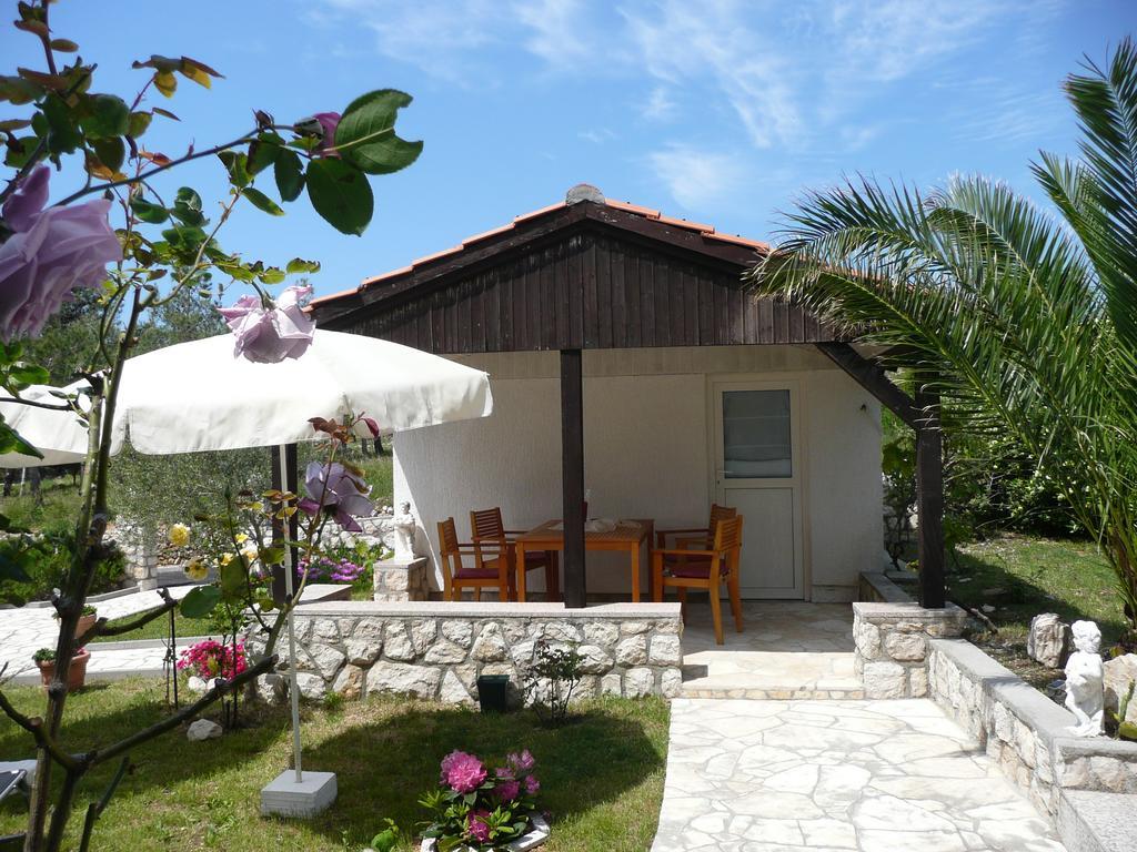Apartments Rafaela Barbat na Rabu Екстериор снимка